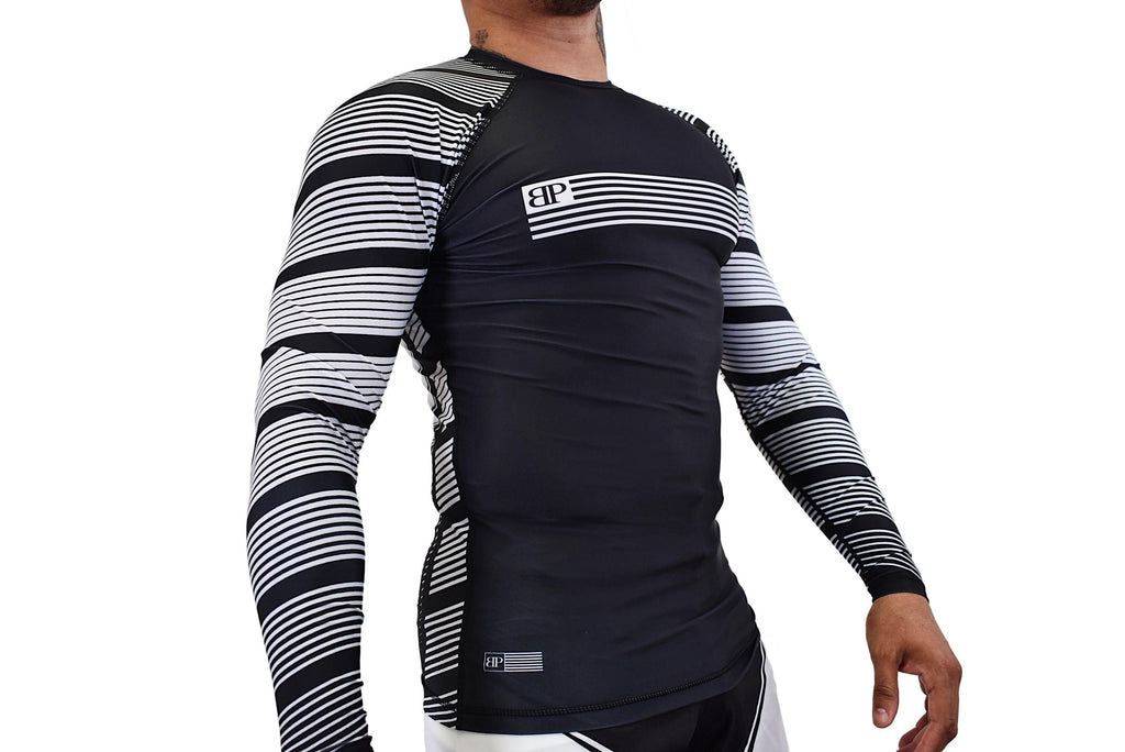 Break Point Order KIDS Rash Guard - White / Black
