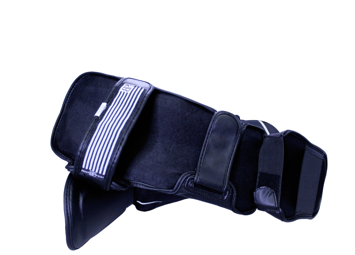 Break Point FC S1 Series - In Step Shin Guard
